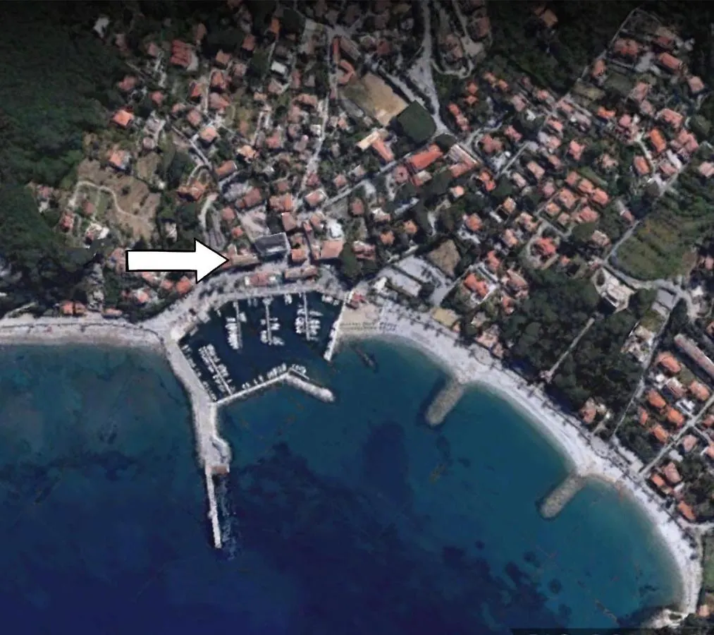 Вилла Cavo Beach 4 0*,  Италия
